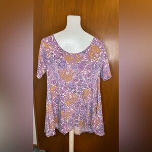 Gently used Lula Roe Classic Tee